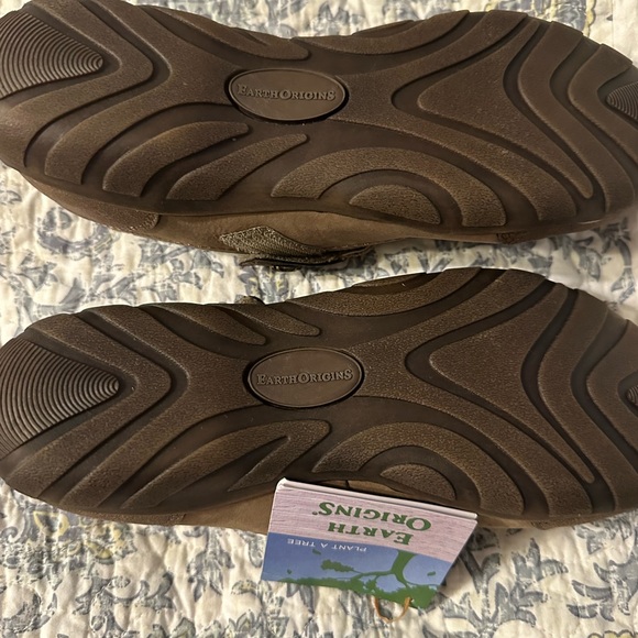 New w/o box  Earth Origins 6 Rory Mary Jane Suede - Picture 3 of 3